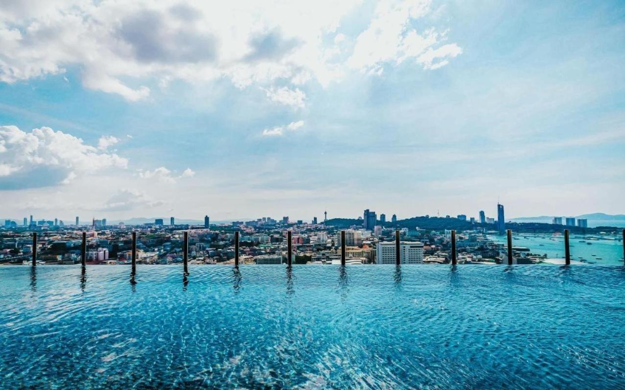 Central Pattaya - Sea View Large Balcony Condo With Infinity Pool Exterior photo